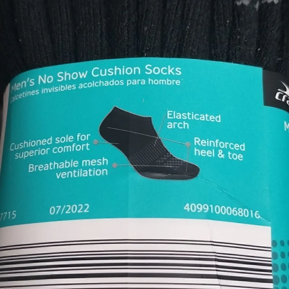 Men's Assorted Socks...NEW...SIZE 6-12...